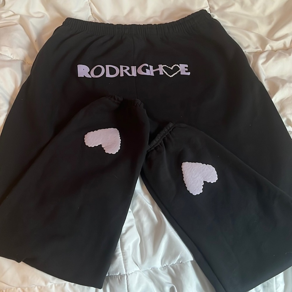 Olivia Rodrigo “Rodrighoe” sweatpants from her 2021 Sour Tour. Size XL.